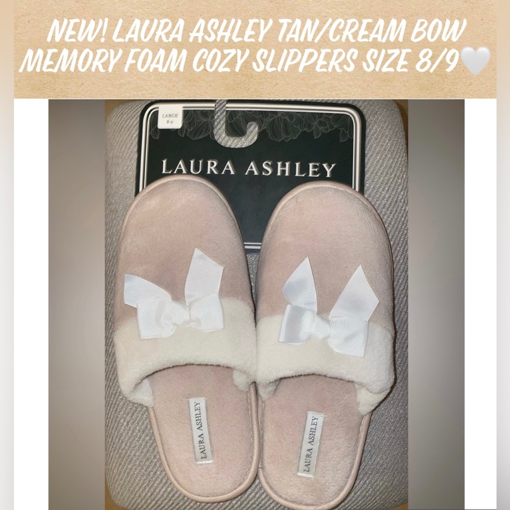 🎉HP🎉New! Laura Ashley Tan/Cream Bow Memory Foam Cozy Slippers Size 8/9🤍